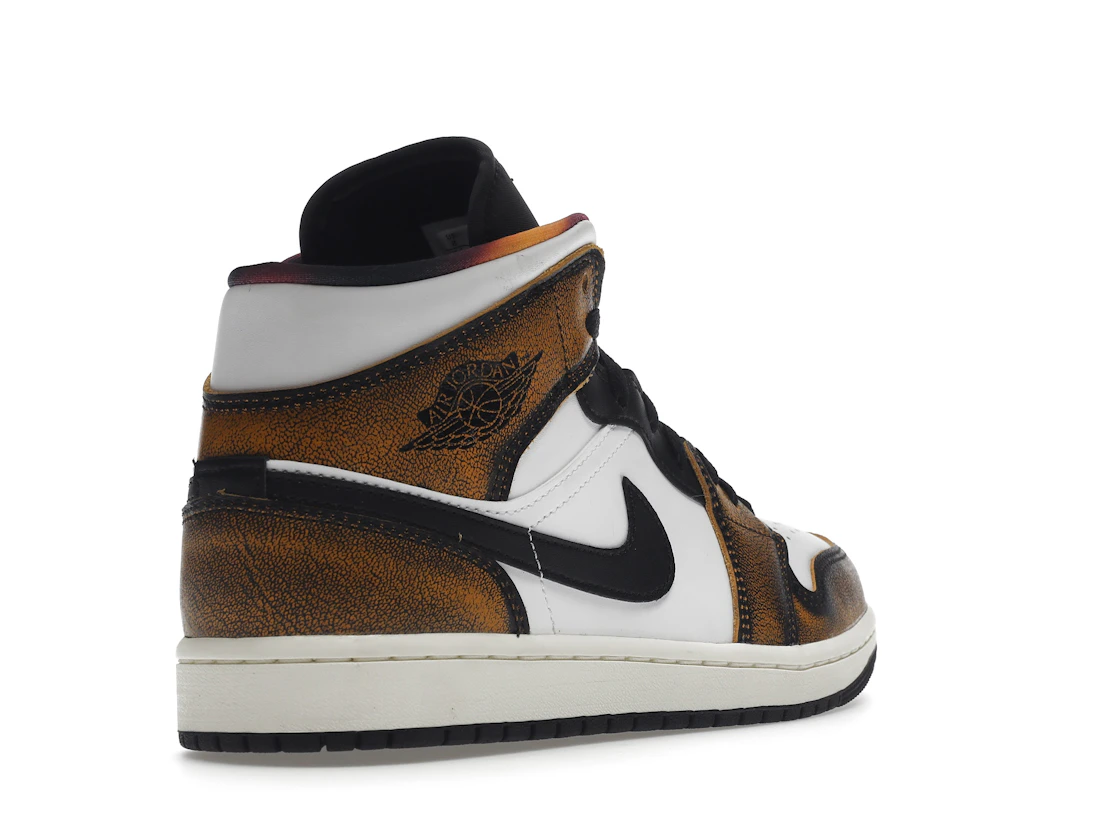 Vue 32 de Jordan 1 Mid SE Orange Wear Away