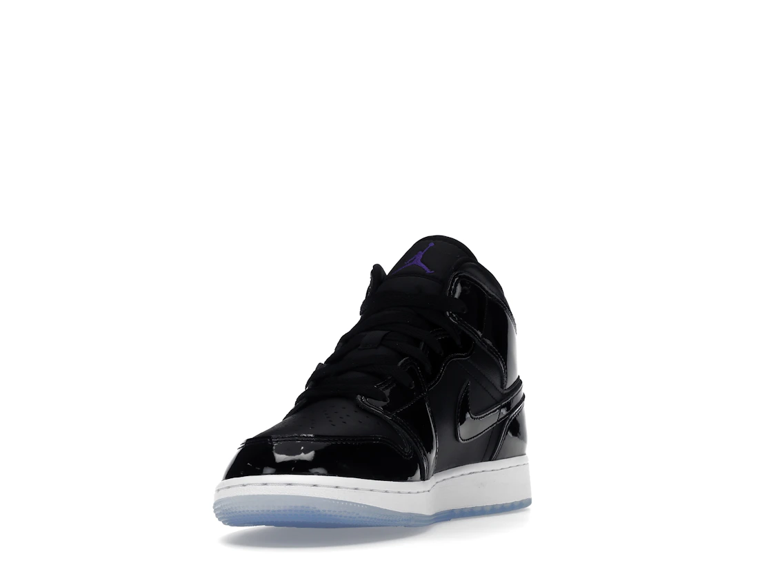 Vue 13 de Jordan 1 Mid SE Space Jam (GS)