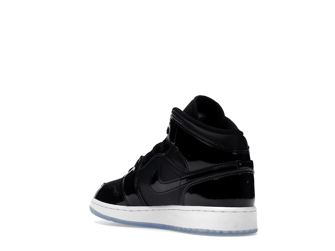 Vue 24 de Jordan 1 Mid SE Space Jam (GS)