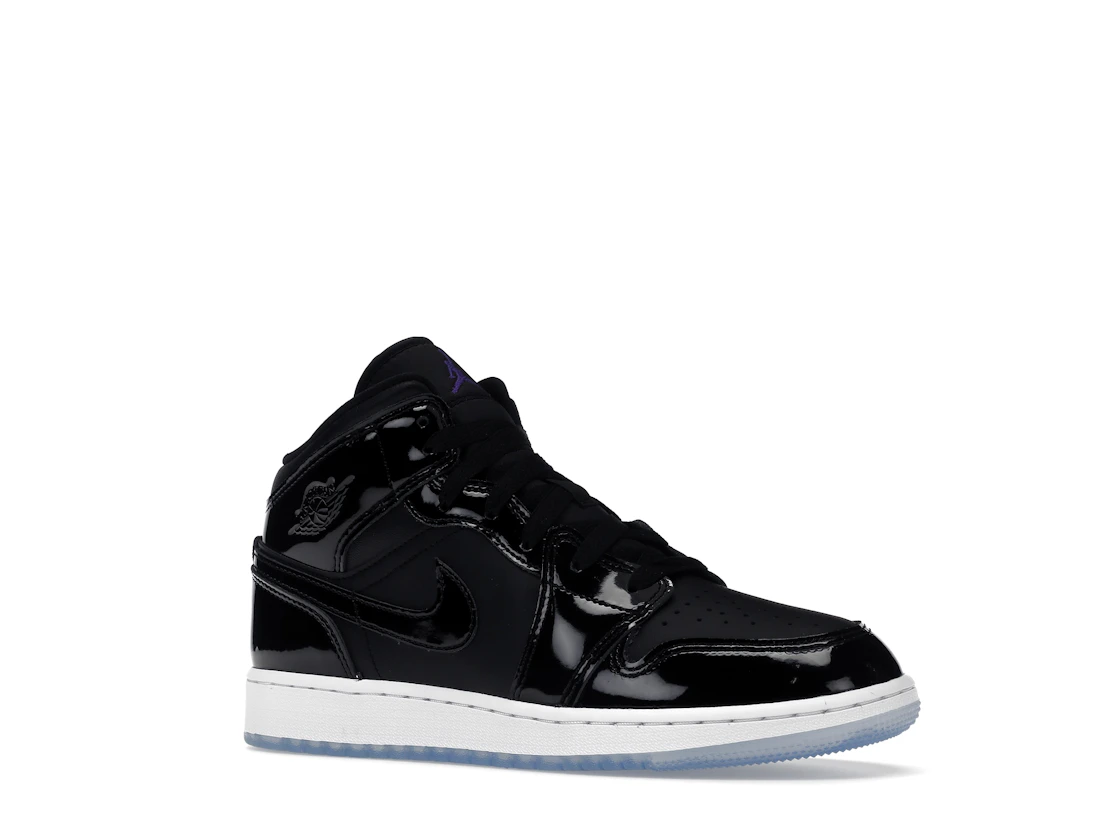 Vue 4 de Jordan 1 Mid SE Space Jam (GS)