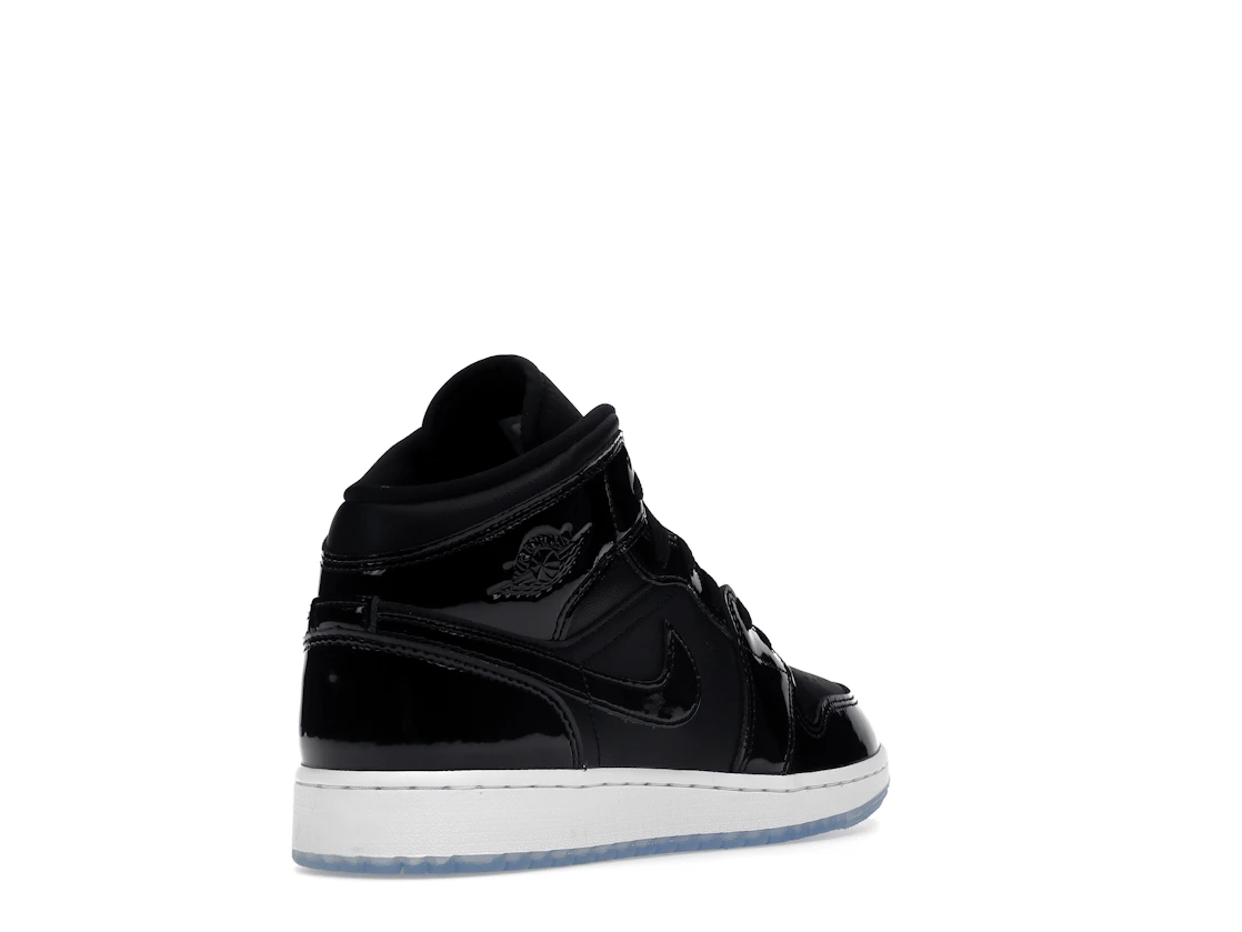 Vue 32 de Jordan 1 Mid SE Space Jam (GS)