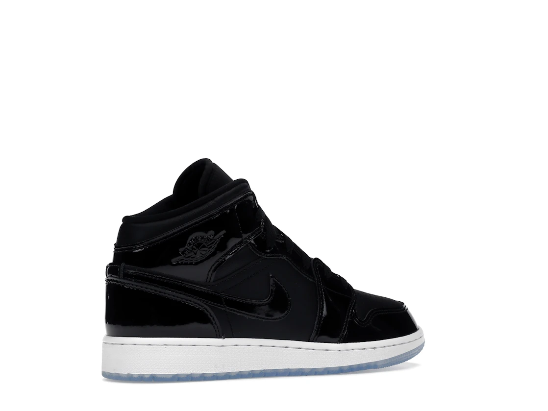 Vue 34 de Jordan 1 Mid SE Space Jam (GS)