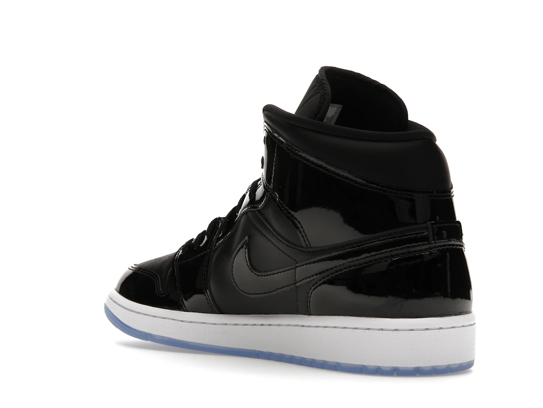 Vue 24 de Jordan 1 Mid SE Space Jam