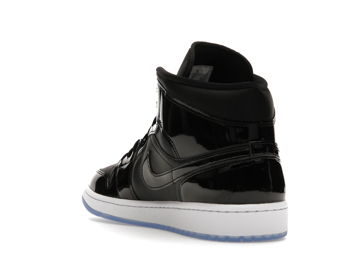 Vue 25 de Jordan 1 Mid SE Space Jam
