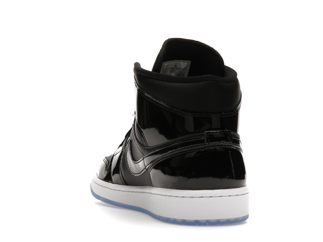 Vue 26 de Jordan 1 Mid SE Space Jam