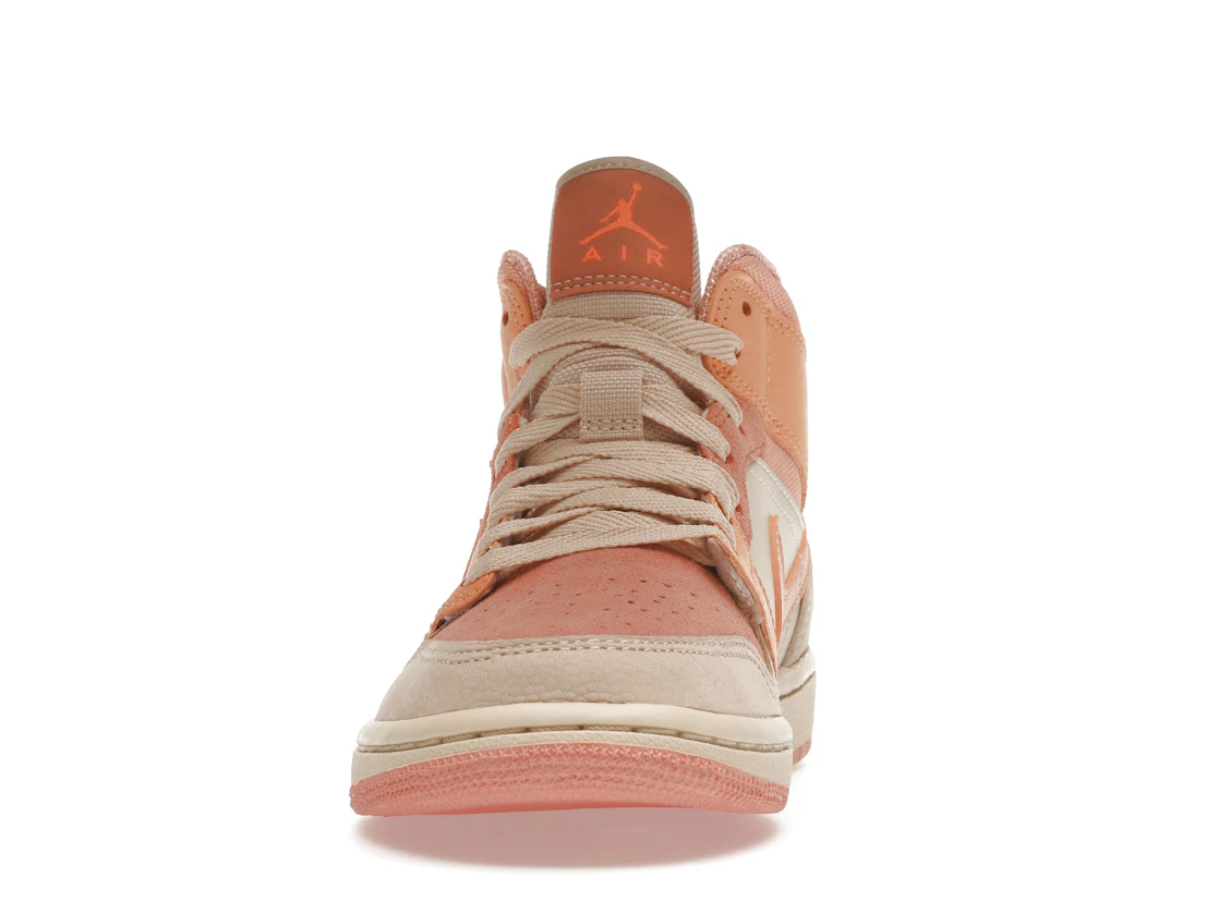 Vue 11 de Jordan 1 Mid Apricot Orange 