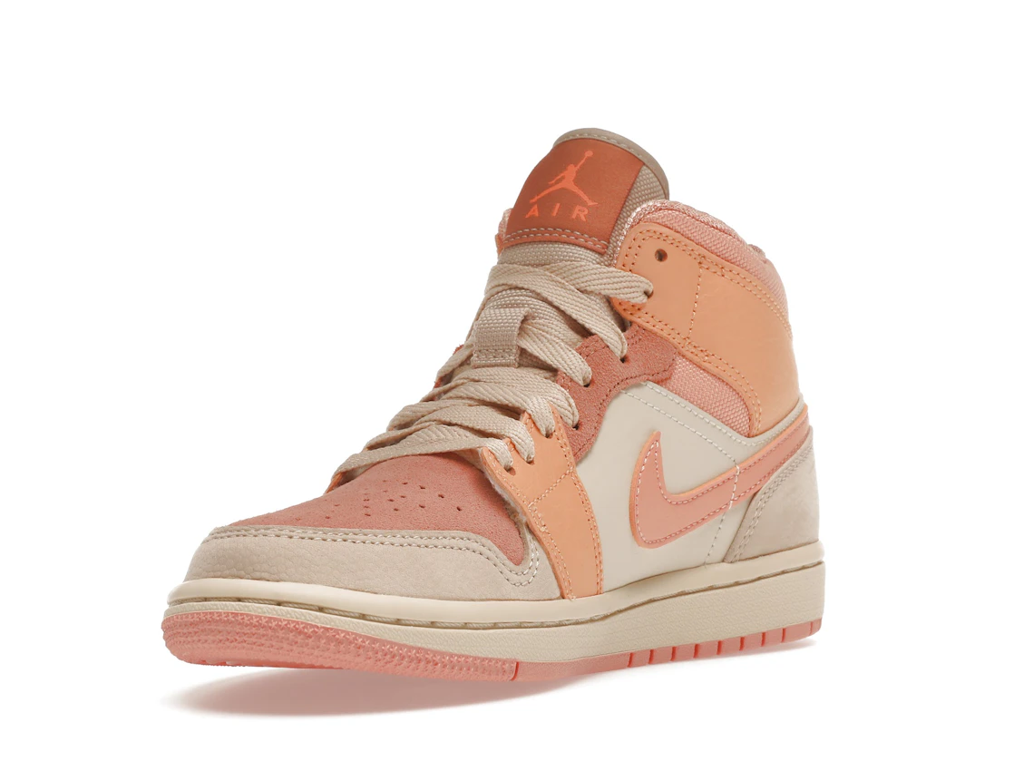 Vue 14 de Jordan 1 Mid Apricot Orange 