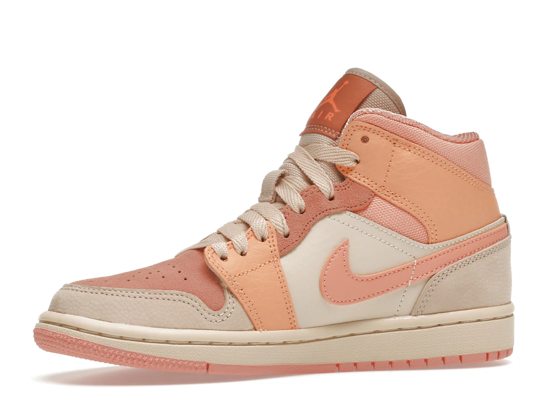 Vue 17 de Jordan 1 Mid Apricot Orange 