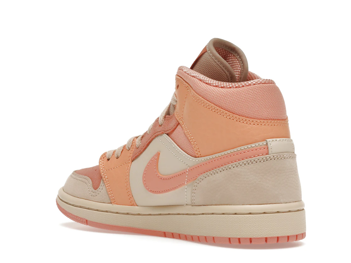 Vue 24 de Jordan 1 Mid Apricot Orange 
