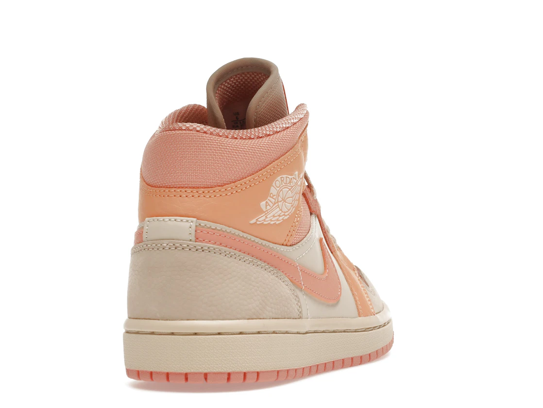 Vue 30 de Jordan 1 Mid Apricot Orange 