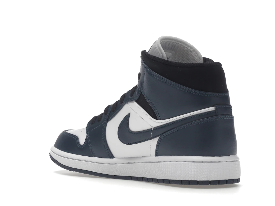 Vue 24 de Jordan 1 Mid Armory Navy