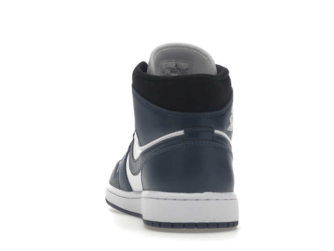 Vue 27 de Jordan 1 Mid Armory Navy