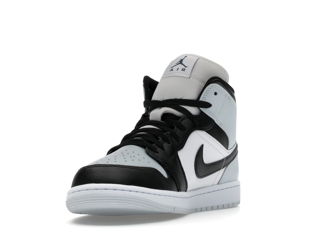 Vue 13 de Jordan 1 Mid Black Aura Squadron Blue