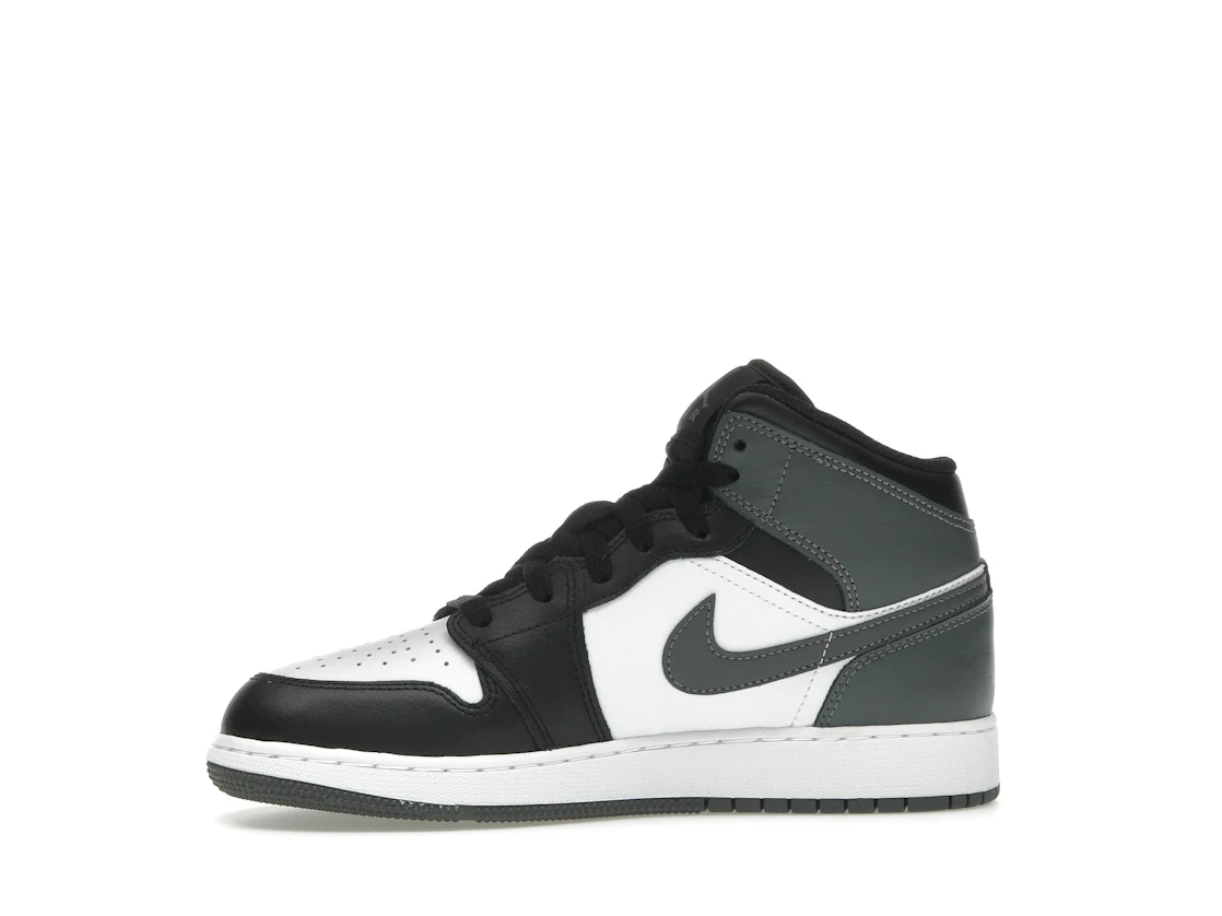 Vue 18 de Jordan 1 Mid Black White Iron Grey (GS)