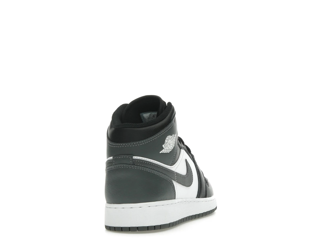 Vue 30 de Jordan 1 Mid Black White Iron Grey (GS)