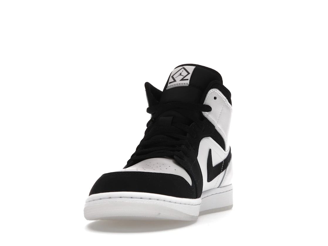Vue 12 de Jordan 1 Mid Diamond Shorts
