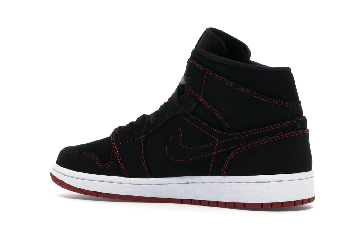 Vue 22 de Jordan 1 Mid Fearless Come Fly With Me