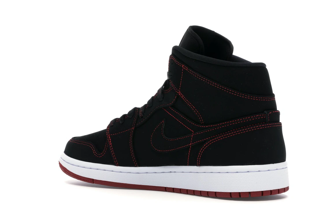 Vue 23 de Jordan 1 Mid Fearless Come Fly With Me