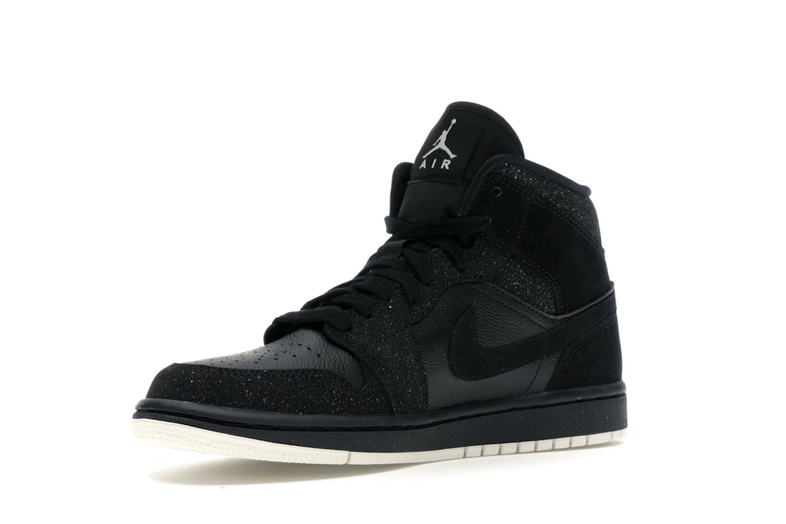 Vue 15 de Jordan 1 Mid Glitter Black 