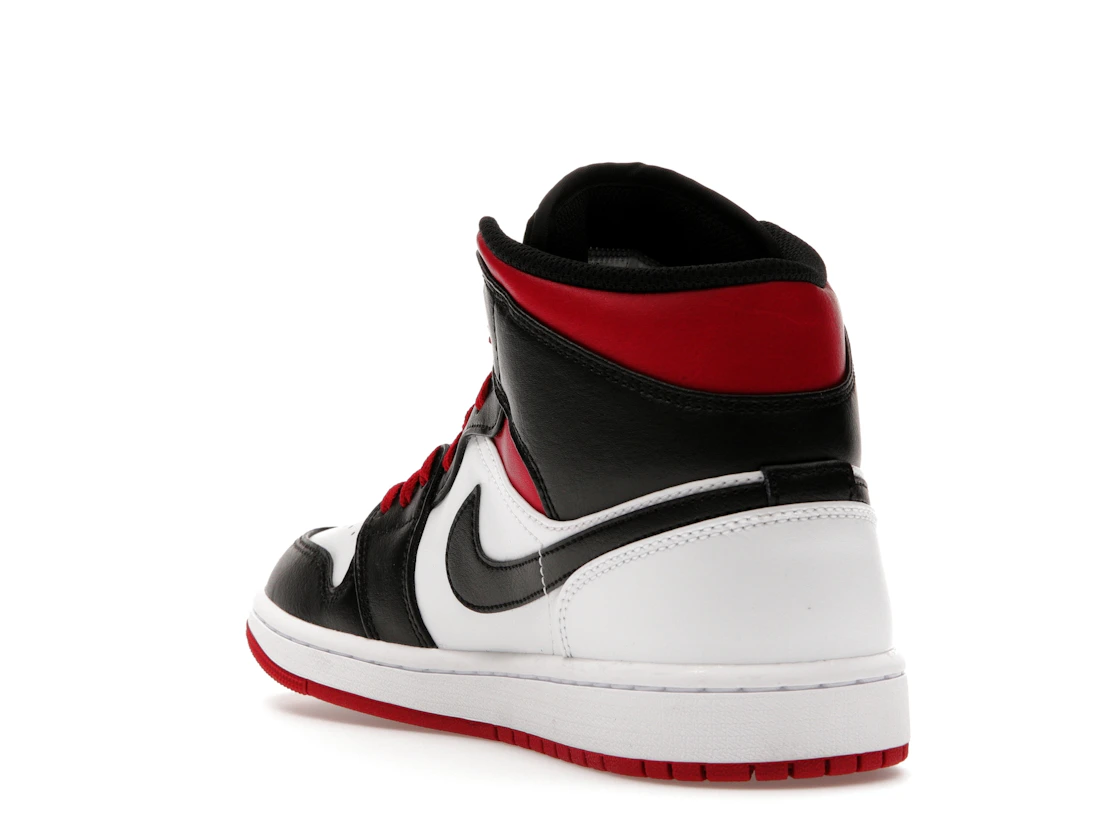 Vue 25 de Jordan 1 Mid Gym Red Black Toe