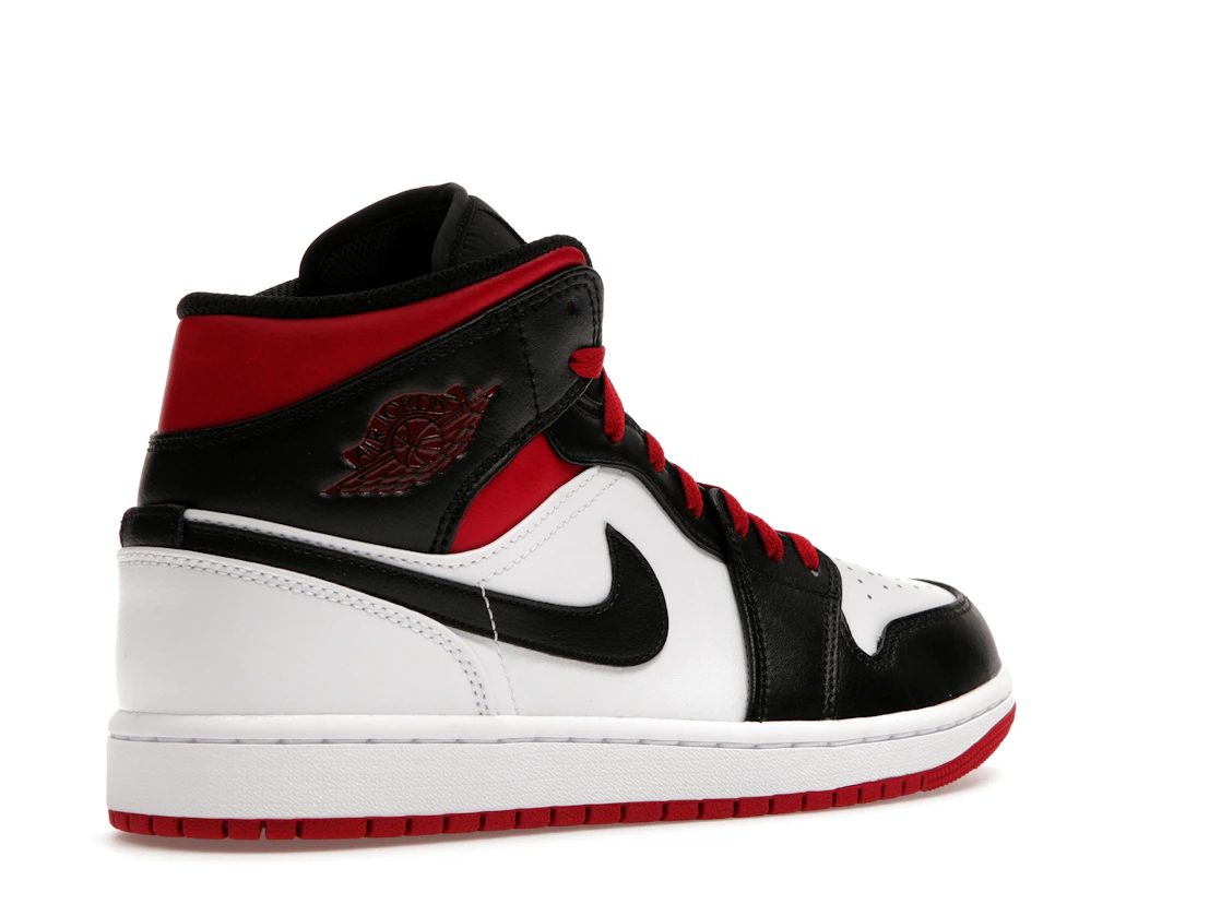 Vue 33 de Jordan 1 Mid Gym Red Black Toe