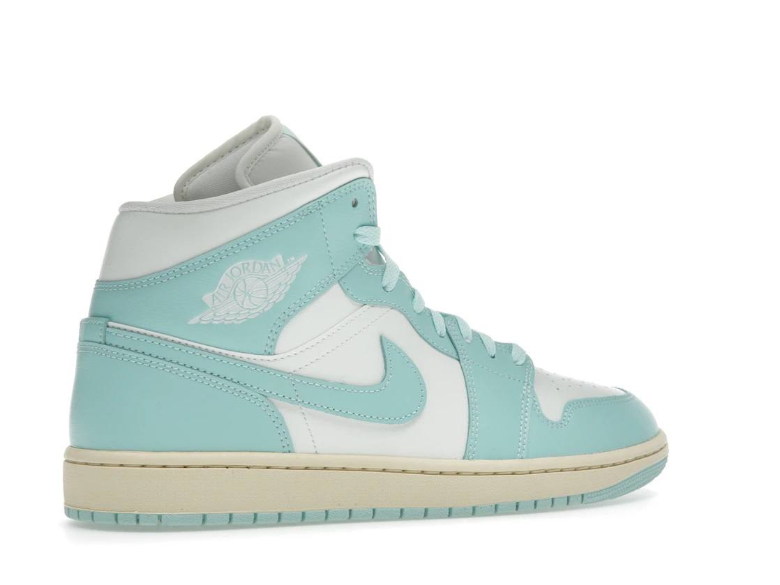 Vue 34 de Jordan 1 Mid Light Dew 