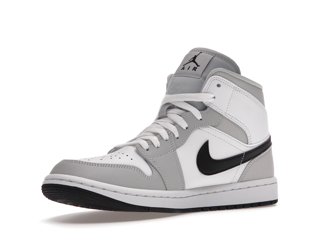 Vue 15 de Jordan 1 Mid Light Smoke Grey 