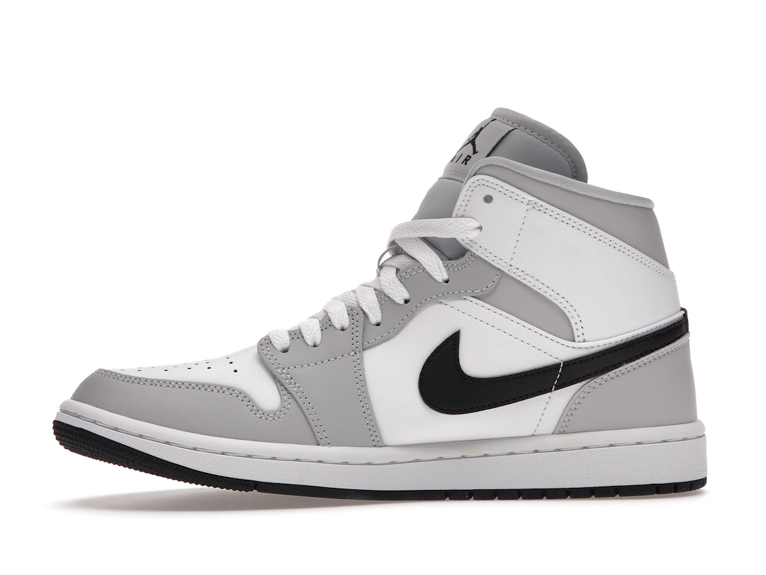 Vue 18 de Jordan 1 Mid Light Smoke Grey 
