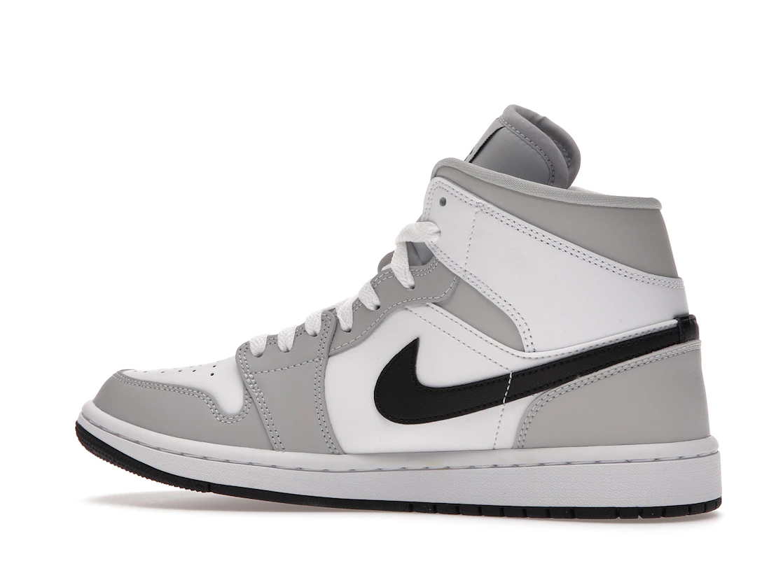 Vue 21 de Jordan 1 Mid Light Smoke Grey 