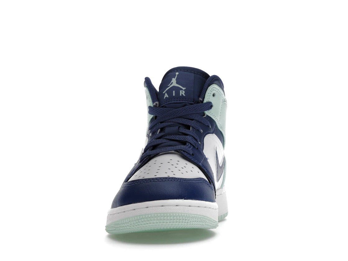 Vue 11 de Jordan 1 Mid Mystic Navy Mint Foam (GS)
