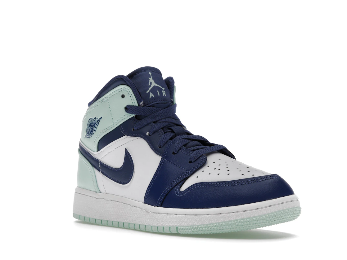 Vue 6 de Jordan 1 Mid Mystic Navy Mint Foam (GS)