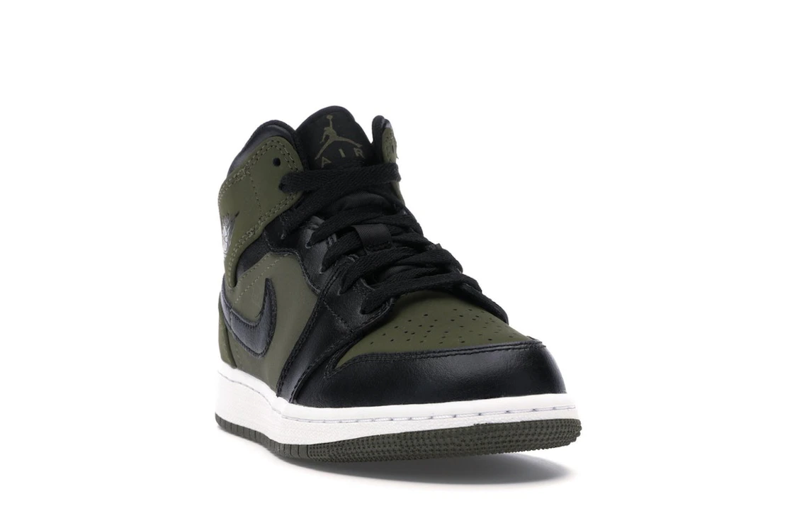 Vue 8 de Jordan 1 Mid Olive Canvas Black (GS)