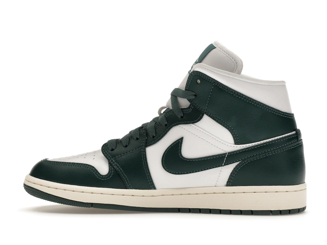 Vue 20 de Jordan 1 Mid Oxidised Green 