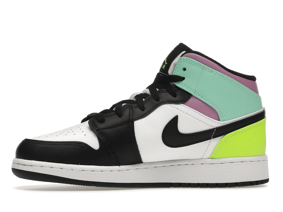 Vue 18 de Jordan 1 Mid Pastel Black Toe (GS)