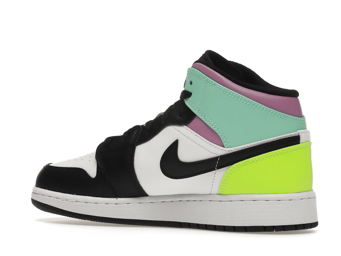 Vue 22 de Jordan 1 Mid Pastel Black Toe (GS)