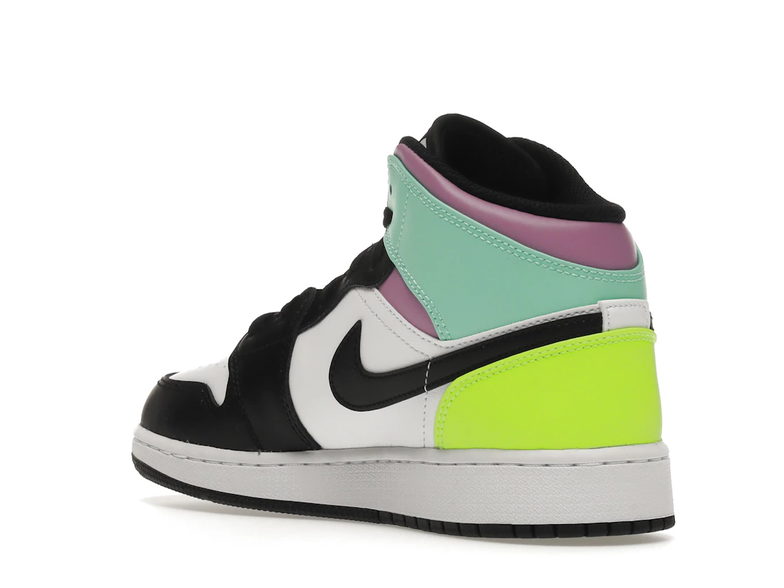 Vue 24 de Jordan 1 Mid Pastel Black Toe (GS)
