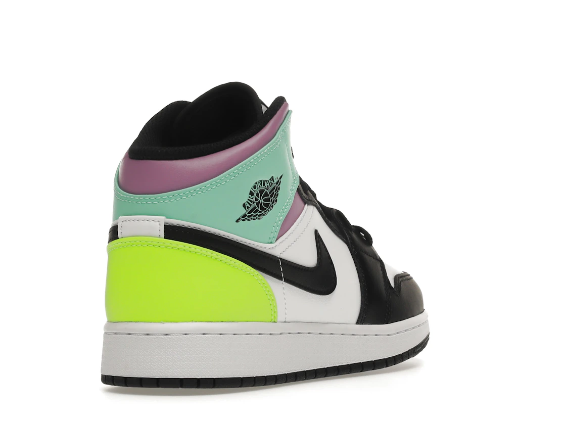 Vue 31 de Jordan 1 Mid Pastel Black Toe (GS)