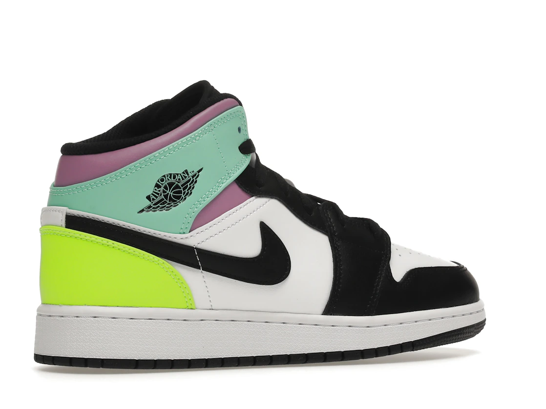 Vue 34 de Jordan 1 Mid Pastel Black Toe (GS)