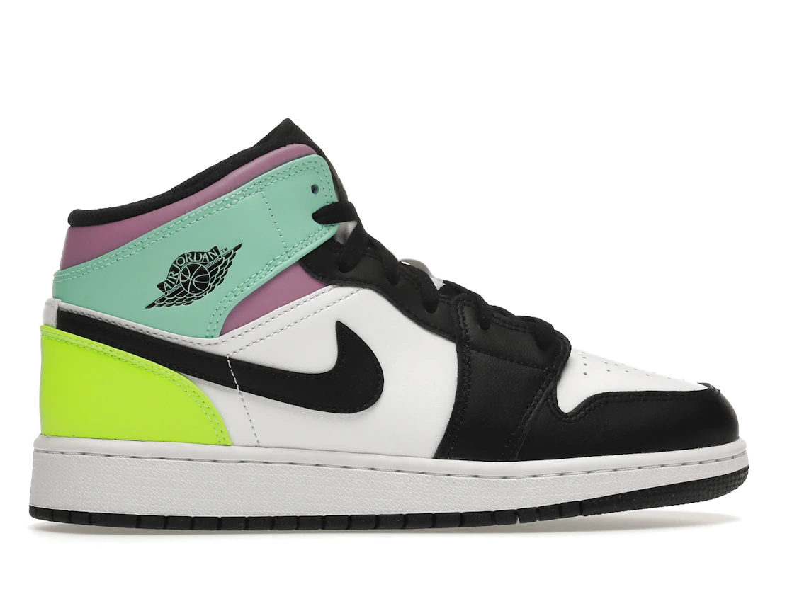 Vue 36 de Jordan 1 Mid Pastel Black Toe (GS)