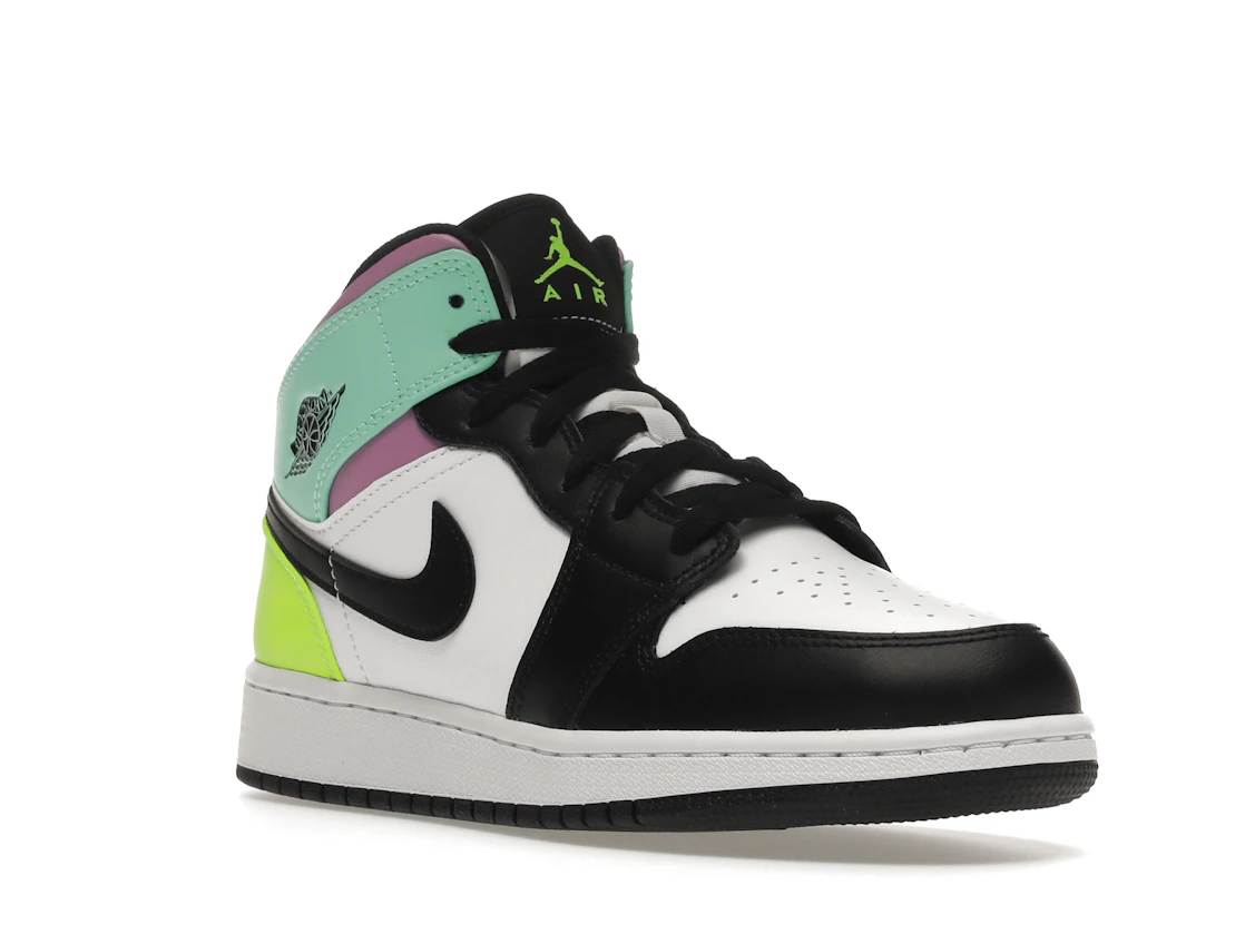 Vue 6 de Jordan 1 Mid Pastel Black Toe (GS)