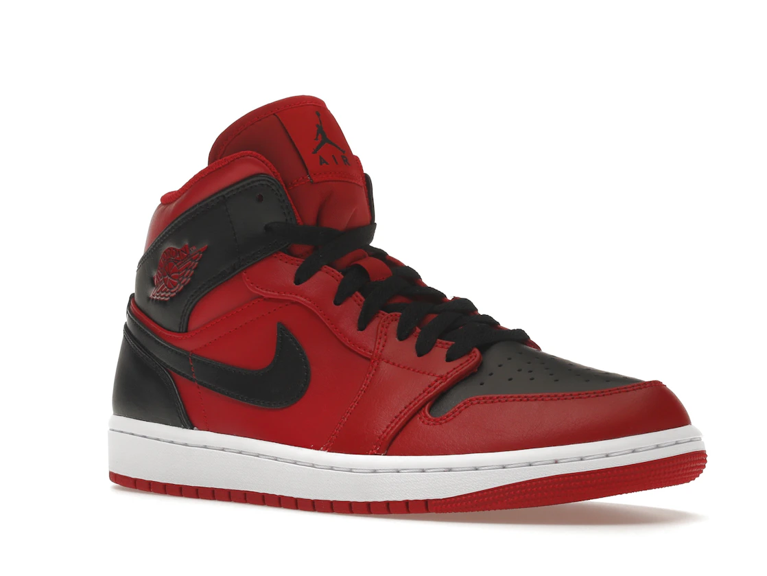 Vue 5 de Jordan 1 Mid Reverse Bred (2021)