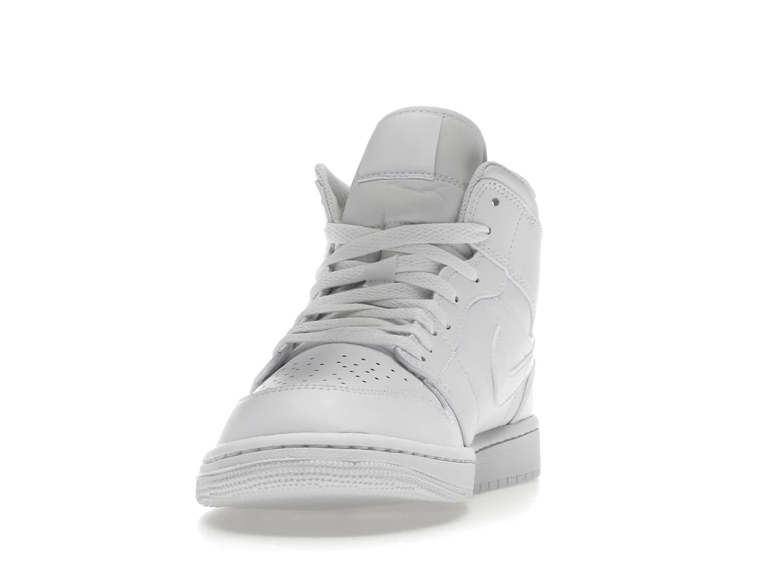 Vue 12 de Jordan 1 Mid Triple White