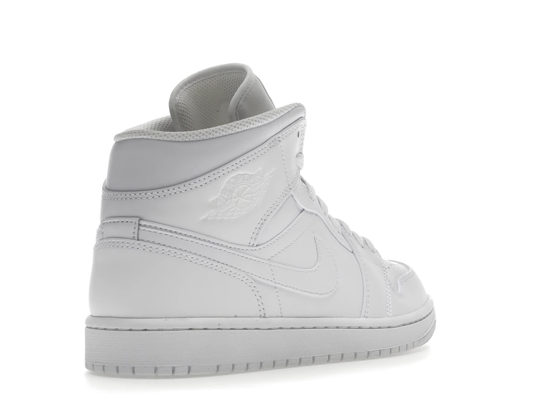 Vue 32 de Jordan 1 Mid Triple White