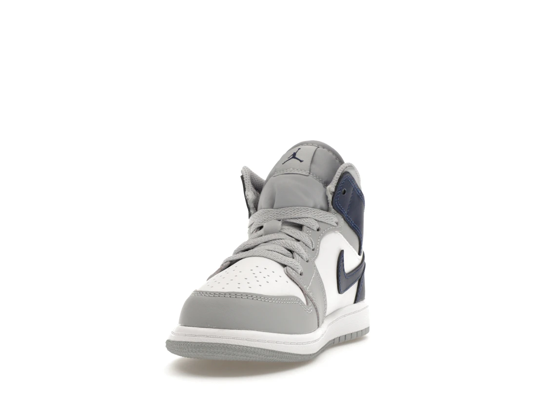 Vue 12 de Jordan 1 Mid Wolf Grey Midnight Navy (PS)