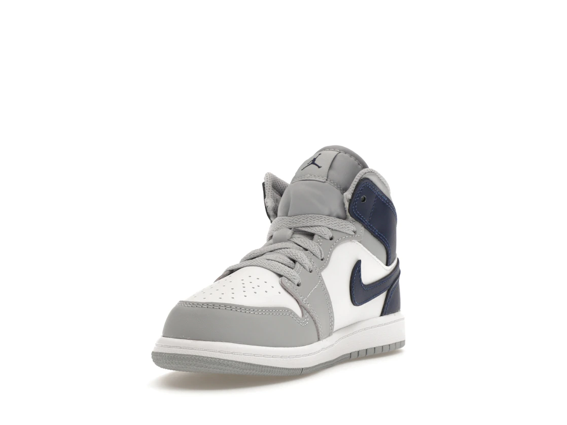 Vue 13 de Jordan 1 Mid Wolf Grey Midnight Navy (PS)