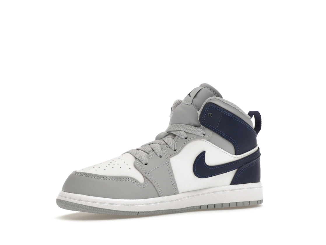 Vue 16 de Jordan 1 Mid Wolf Grey Midnight Navy (PS)