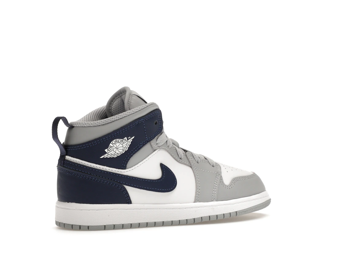 Vue 34 de Jordan 1 Mid Wolf Grey Midnight Navy (PS)