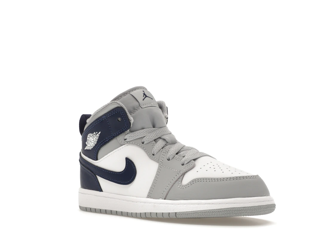 Vue 5 de Jordan 1 Mid Wolf Grey Midnight Navy (PS)