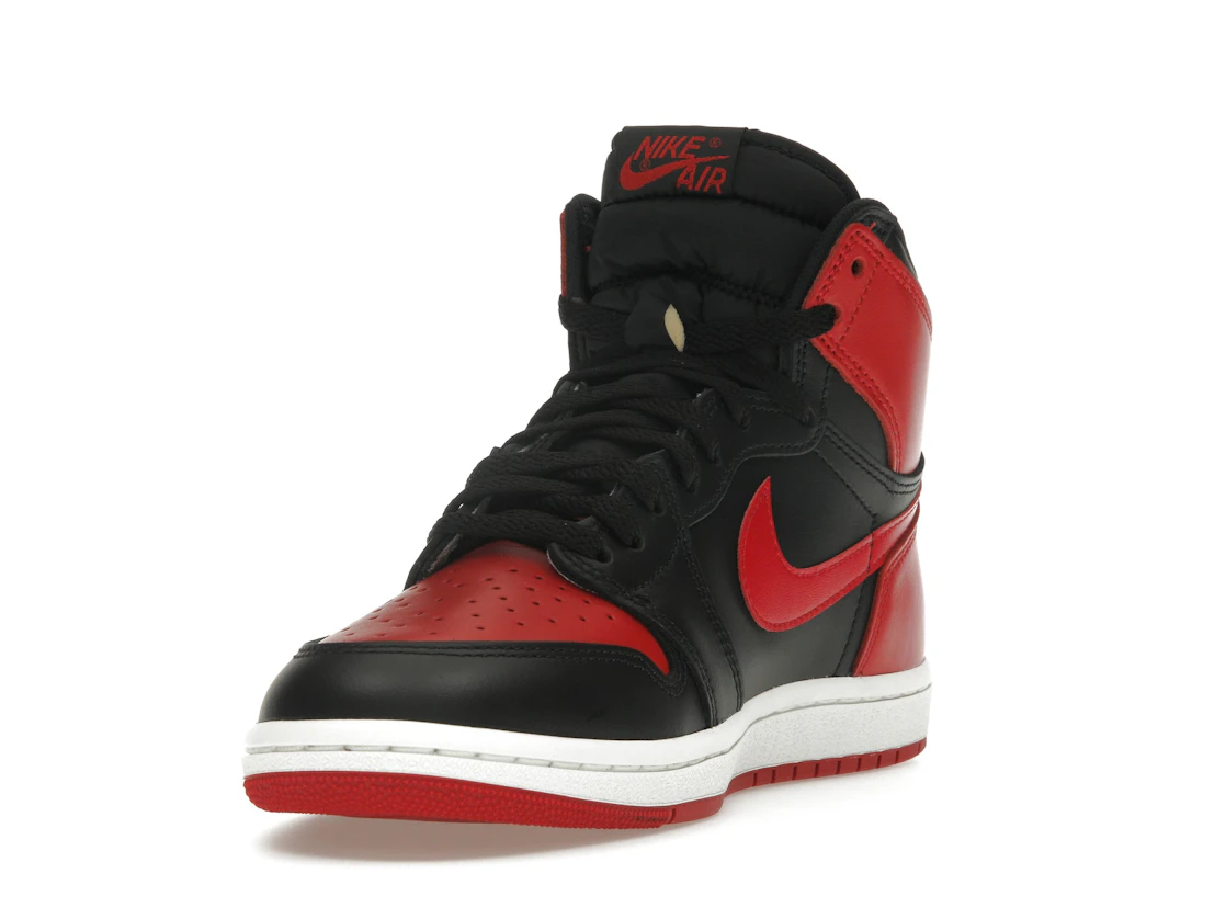 Vue 13 de Jordan 1 Retro High '85 OG Bred (2025)