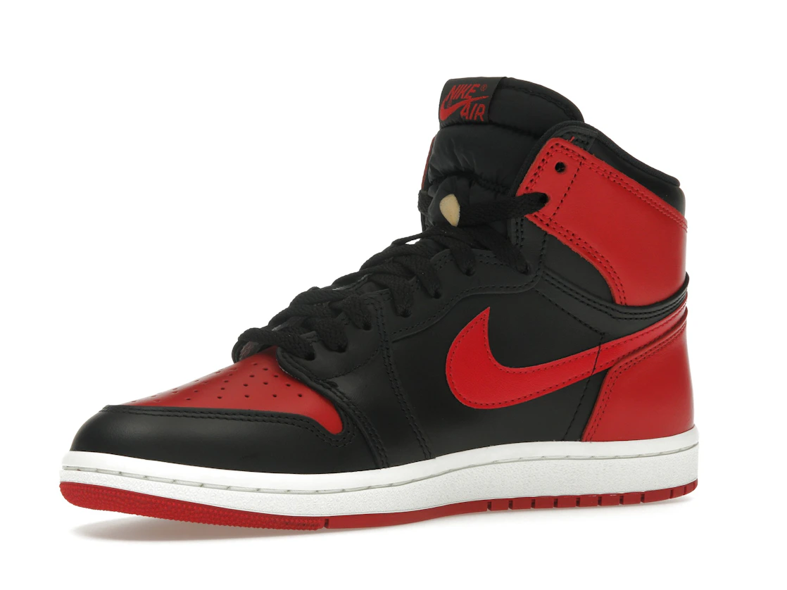 Vue 16 de Jordan 1 Retro High '85 OG Bred (2025)